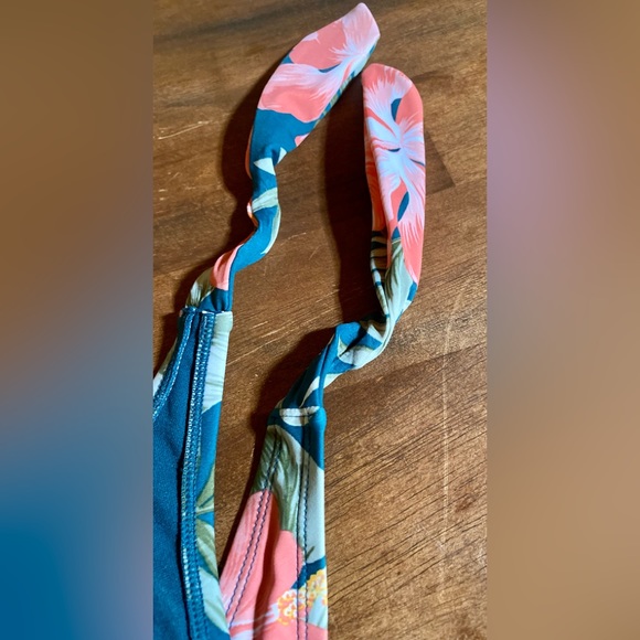 🏖️WinWave Tankini Top - Sample🏖️ - Picture 6 of 8